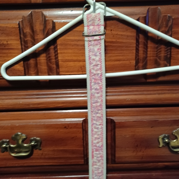 Belts - Picture 4 of 16